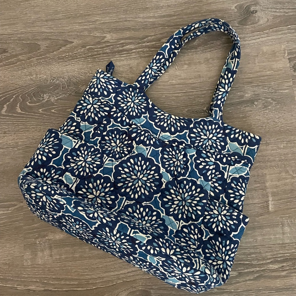 Vera Bradley tote